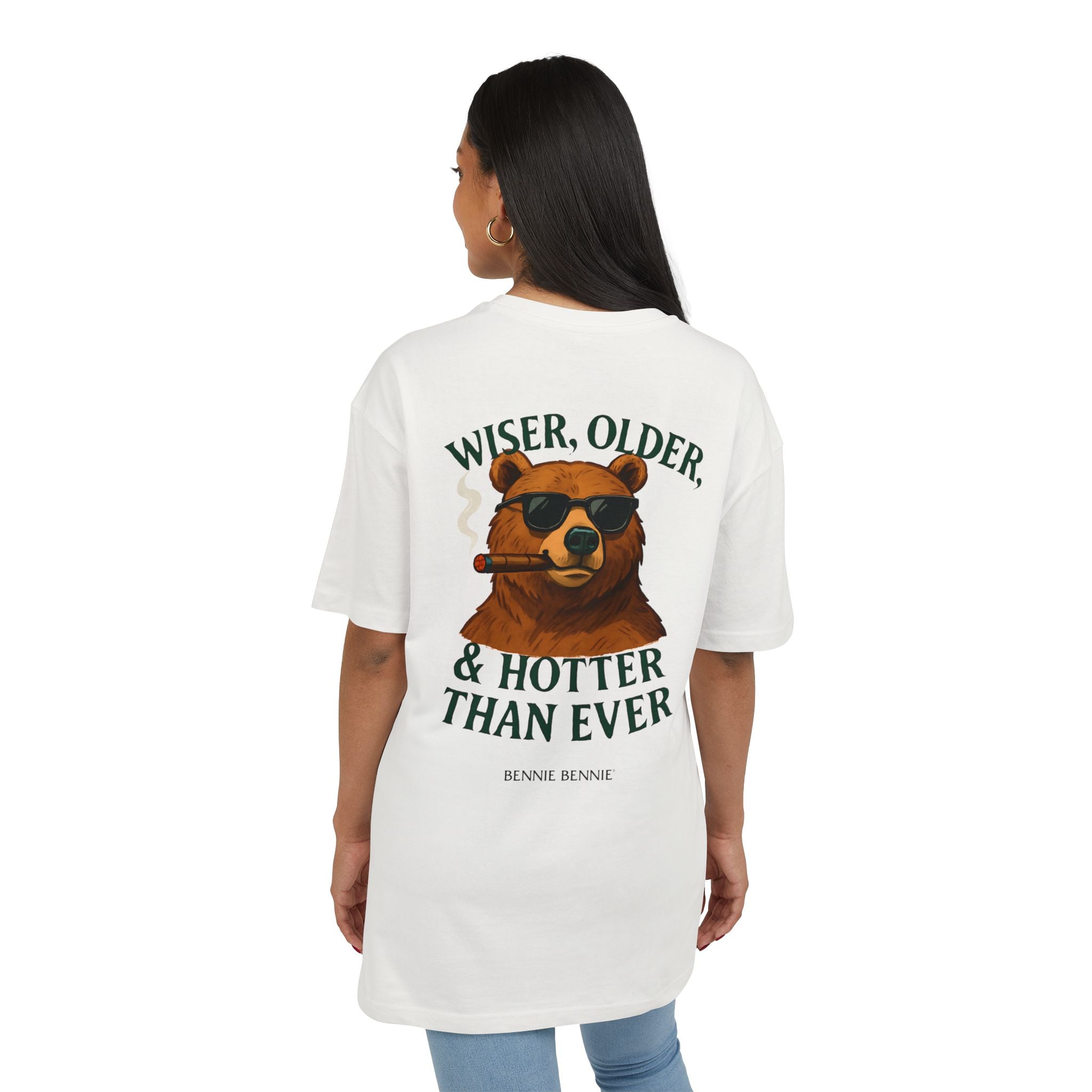 Wiser, Older & Hotter Than Ever. - Heavy Oversize T-Shirt